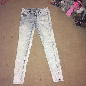 Mossimo Supply Co. Jeans - Bleached jeans Mossimo Supply Co. Jeans - Bleached jeans